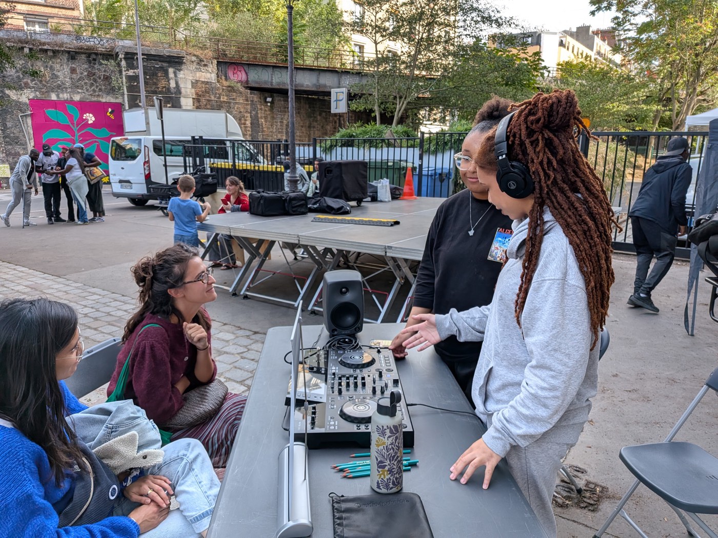 Initiation DJ pendant la Barbafête